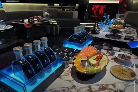 包头豪华夜场KTV招聘！高收入高回报，时间自由生意好